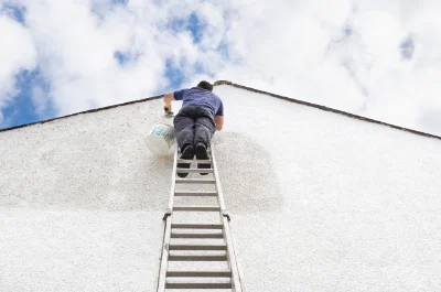 Peinture extérieure à Laires — façades et ravalement